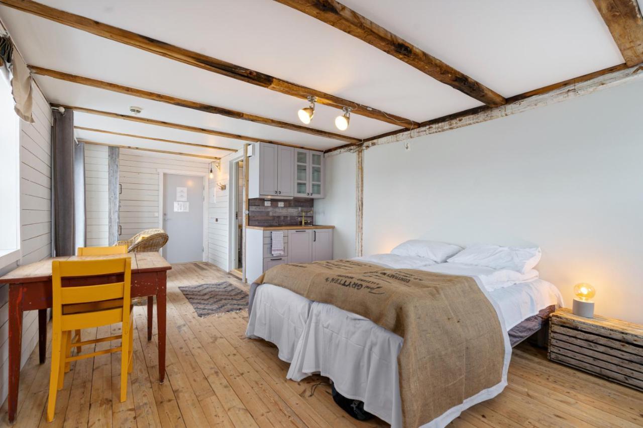 Sveggvika Guesthouse Sveggen Esterno foto