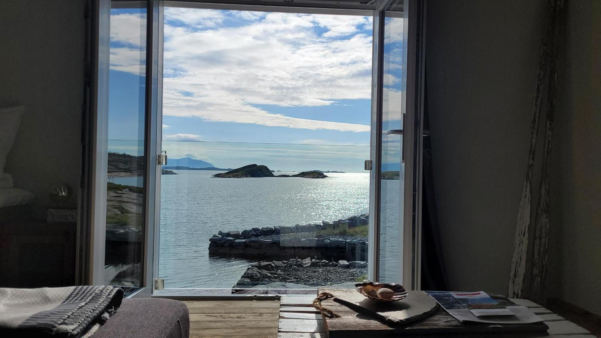 Sveggvika Guesthouse Sveggen Esterno foto